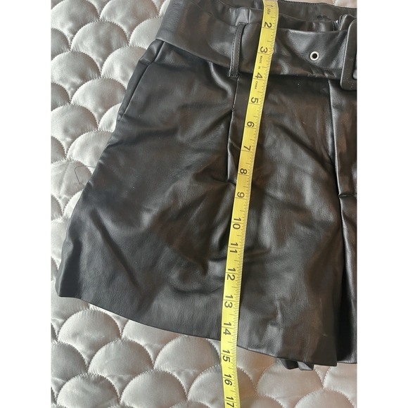 Zara Black Paperbag Style High Waisted Belted Faux Leather Mini Shorts Size Sm - Picture 6 of 7